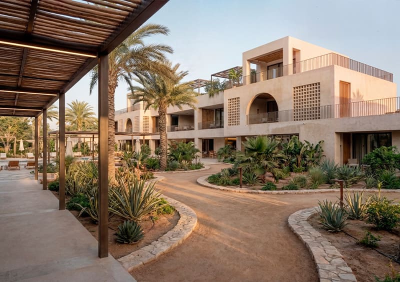 1-6-Casa-Club-Exterior